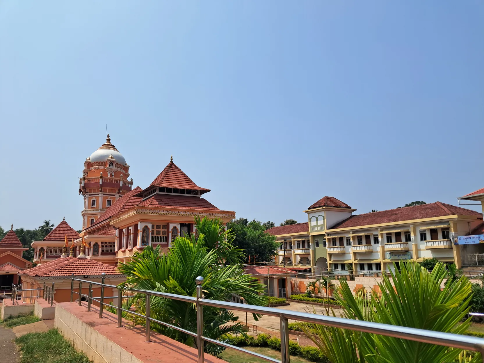 The temple complex at Shri Shantadurga Kunkallikarin